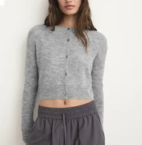 100% Wool Blend Women’s Knitwear Casual Comfortable Crew Neck Sweater Supports OEM ODM Manufacturing Services