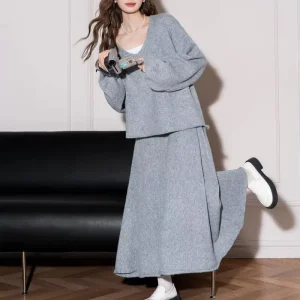 Chic Women’s Crew Neck Knit Minimalist Loungewear Set Regular Fit Sweater Flowy Full Length Maxi Skirt Newest Design All Seasons