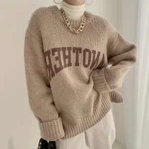 Custom Knit Sweater Women Intarsia Jacquard Letter Jumper Ladies Knitwear Crew Neck Drop Shoulder Knit Sweaters for Women