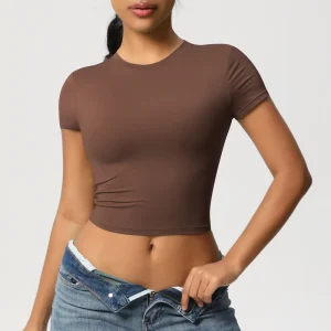 Custom Sporty Women’s Slim Fit Short Sleeve Yoga Crop Top Milk Silk Crew Neck Breathable Quick Dry Summer