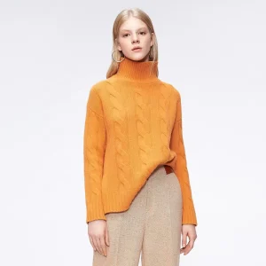 Custom Women’s Crew Neck Thick Cable Knit Sweater