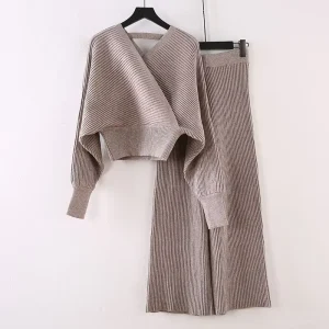 Custom Women’s Sweaters Set Sexy Cute 2 Piece Knitwear Suit Designer Sweater Knitted Long Pants Set for Women Sweater