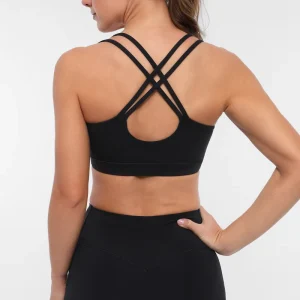 Eco Friendly Breathable Cross Back Strappy Sports Bra with Medium Support for Women’s Fitness Yoga Wear