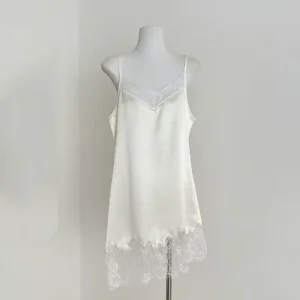 Elegant Women’s Two-Piece Silk V-Neck Lace Nightgown Robe Set Breathable Satin Smooth Soft Quick Dry Material Solid
