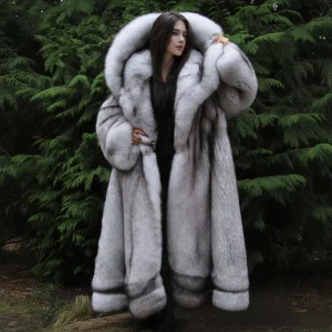 Factory Direct Women’s Faux Fur Coat Hooded Thick Oversized Elegant Winter Bear Coat Polyester for Holidays Daily Wear Travel