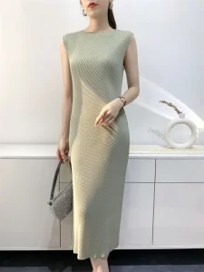 Fish Scale Pleated O-Neck Off-Shoulder Vintage High Waist Slim-fit Women’s Summer Dress Fashion Figure-flattering Mid-length