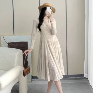 High Quality Fashion Smocked Dress New Women’s Casual Dress Slim Fit Long Sleeve Embossed Pleated Elegant Dress