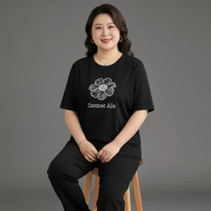 High Quality Garment Dyed Cotton Plus Size Women’s T shirt with Embossed Printed Logo Customizable Short Sleeve O neck