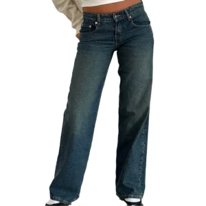 High Quality Women’s Denim New Women’s Straight Leg Jeans