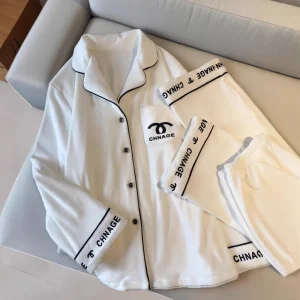 Island Velvet Premium Light Luxury Women’s Thermal Sleepwear Autumn Winter Long Sleeve Home Furnishing Set Sweet and Lovely Wind