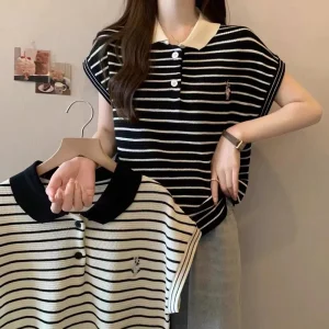 Knitted Women’s T-shirts Simple Short Sleeve Top Classic Graphic Tee
