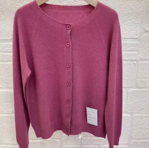 Knitwear Cardigan for Women Skin Soft Button Women’s Sweater 100% Wool Manufacturer’s Custom