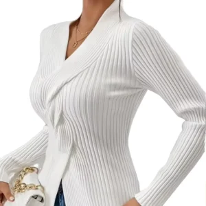 Korean Style Women’s Wool Nylon Blend Anti Pilling Solid Color Slim Fit Long Sleeve V Neck Knitted Sweater with Front Logo