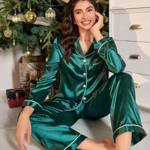 Luxurious Satin Long Two Piece Loungewear Set Solid Color Lapel Pajama Set for Women