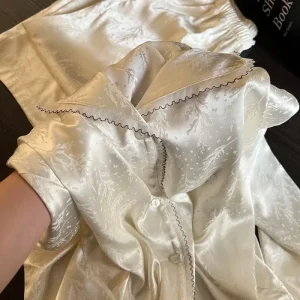 Luxury Lace Trim Ice Pajamas Women’s Summer Thin and Cool Long sleeved Trousers Loungewear Set