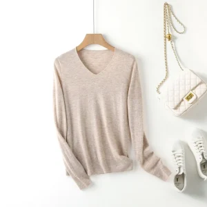 Manufacturer Women’S Knitted Soft Computer Knitted 100% Wool 16gg Thin V Neck Sweater For Spring And Autumn