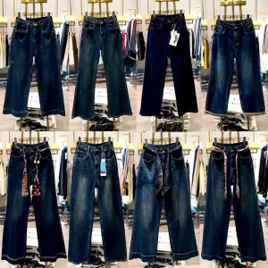 New Arrival High Waist Straight Leg Women’s Medium Wash Regular Fit Denim Shorts with Belt Winter