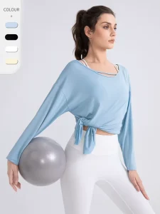 New Arrivals Custom Slit Hem Design Activewear Stylish Breathable Sports Top Loose Fit Yoga Women’s Gym T Shirts