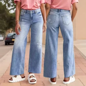 New Style Women’s Denim Jeans Casual with Frayed Holes Loose Fit Versatile and Straight Leg Design