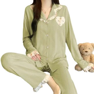 New Women’s Long-sleeve Pajamas Comfortable Casual Loungewear With A Sweet Heart Design