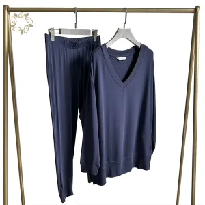 Organic Cotton Women’s Loungewear Winter Women Set Fleece Customize Women’s Sleepwear Sustainable Ladies Lounge Set