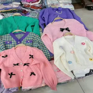 Popular Casual Long Sleeve Soft Knitted Lady Women Cardigan Sweater with Colors