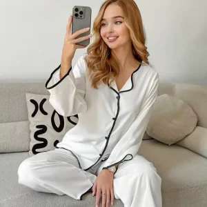 RUIYI Casual Women’s Loungewear Sets Custom Logo Woven Long Sleeve Pajama Set Sleepwear Winter Breathable Soft