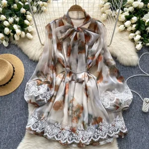 Spring and Autumn Women’s Lantern Sleeves Lace Patchwork Shiny Chiffon Dress