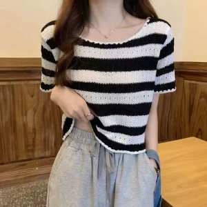 Striped Knitted Thin Short-sleeved Casual T-shirt Women’s Summer Round Neck Regular Anti-pilling Versatile Sweater