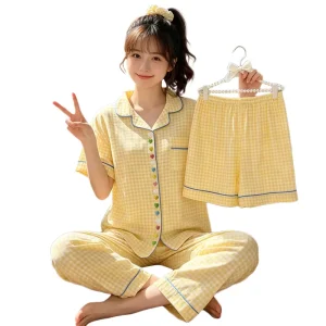 Stylish Summer Women’s Loungewear Set Short sleeve Three piece Set With A Luxurious Look