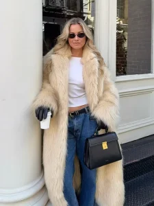 Stylish and Warm Faux Fur Long Top Stylish and Comfortable New Style Coat for Women