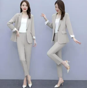 Two Pieces of Suit Women’s New Spring and Autumn Korean Fashion Small Suit Slim Jacket Temperament Casual