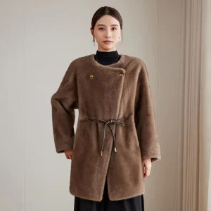 Warm High End Eco Friendly Fur Slim Vintage Maternity Women’s Autumn Winter Coat with Long Sleeves