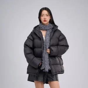 Winter Coats Women Jacket in Stock Short Bomber Style Thick Cotton Zip up Women’s Puffer Jacket