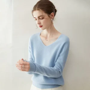 Winter Elegant Style V-Neck 100% Pure Cashmere Women’s Loose Slimming Seamless Knitted Sweater