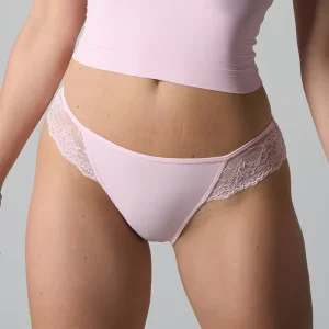 Women Low Rise Floral Lace Bikini Panties Soft Invisible Seamless Breathable Daily Wear Underwear for Jeans Outfits