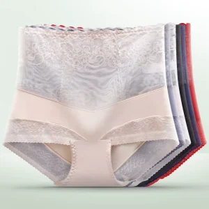 Women Low Rise Sexy Floral Lace Knitted Bikini Panties Quick Dry Breathable Spandex Nylon Material Butt Lifter Design Waist