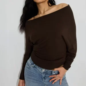 Women Slim Fit Asymmetric Off-Shoulder Sweater Long Sleeve Casual Crop Shirt with Embroidered Technics Breathable One-Off Design