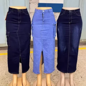 Women’s Casual Denim Skirt Made of Stretch Fabric Quick-drying Regular Fit No Wrinkles Color Patching Slit Pocket Design