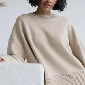 Women’s Casual Long-Sleeved O-Neck Knitted Oversized Sweater Autumn Heavy Thermal Underwear Front Logo for Winter Street Wear