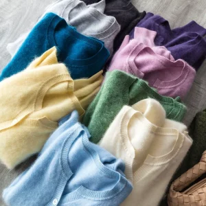 Women’s Crewneck 100% Merino Wool Sweater Solid Long Sleeve Seamless Knitted Cardigan Sweater