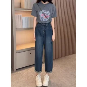 Women’s Denim Straight Leg Comfortable Casual Jeans
