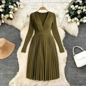 Women’s Elegant Vintage Solid Dress Custom Pleated V-Neck Long Sleeve Natural Breathable Fabric XS Size for Dinner