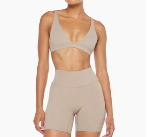 Women’s Gym Fitness Sets Seamless Yoga Sportswear Premium Women’s Activewear
