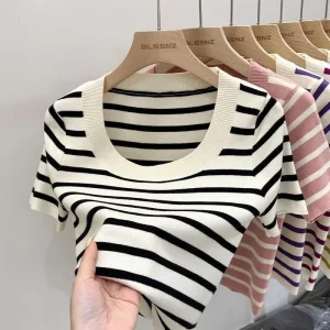 Women’s Knitted T-Shirt