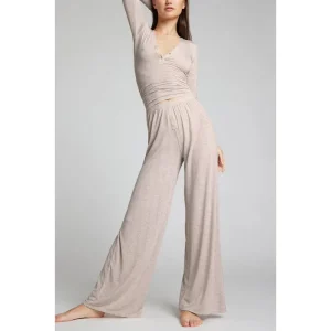 Women’s Loungewear Suit Custom Made Fabric Ultra Comfy Stylish for Home Travel Relaxation