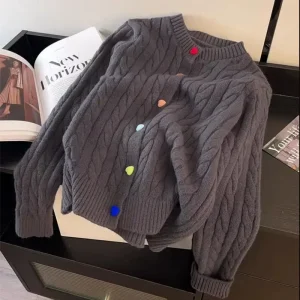 Women’s New Crew Neck Knit Polyester Cardigan Loose Fit Sweater with Heart Button Causal Style for Spring Autumn Wears