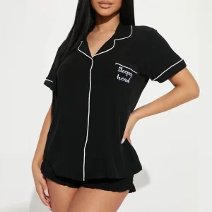 Women’s Plus Size Casual Comfortable Breathable Elastic Waist Home Wear Summer Loungewear Set Short Sleeve Shorts Pajamas Front