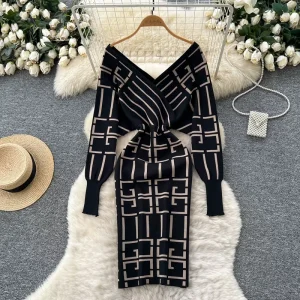 Women’s Retro Cross V Neck Batwing Sleeve Geometric Print Bodycon Knit Sweater Dress With Belted Waist