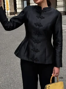 Women’s Retro Vintage Fold-Fit Jacket with Button Decoration Long Sleeve Top in Plain Dyed Fashion Breathable for Spring Season